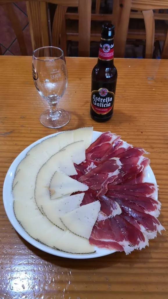 Menu_Asador El Surtidó_Coves de Vinromà les_image_8