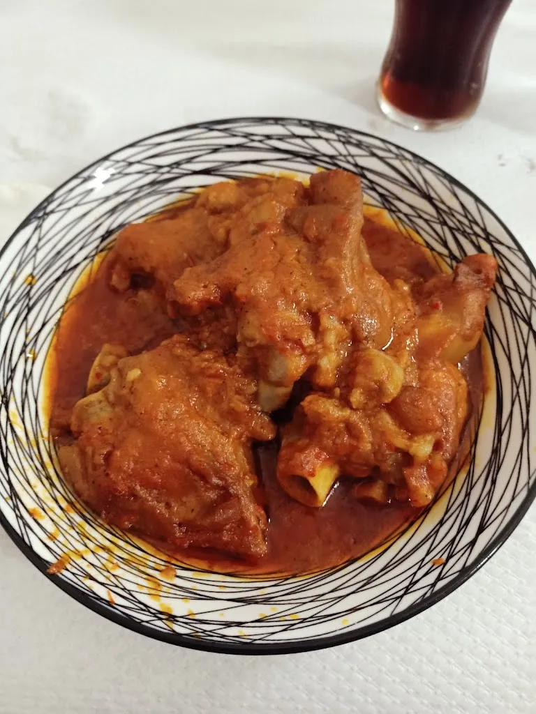 Jenny Gavila Gonzalez_CAFÉ ROSA Your Best Service._Coves de Vinromà les_review