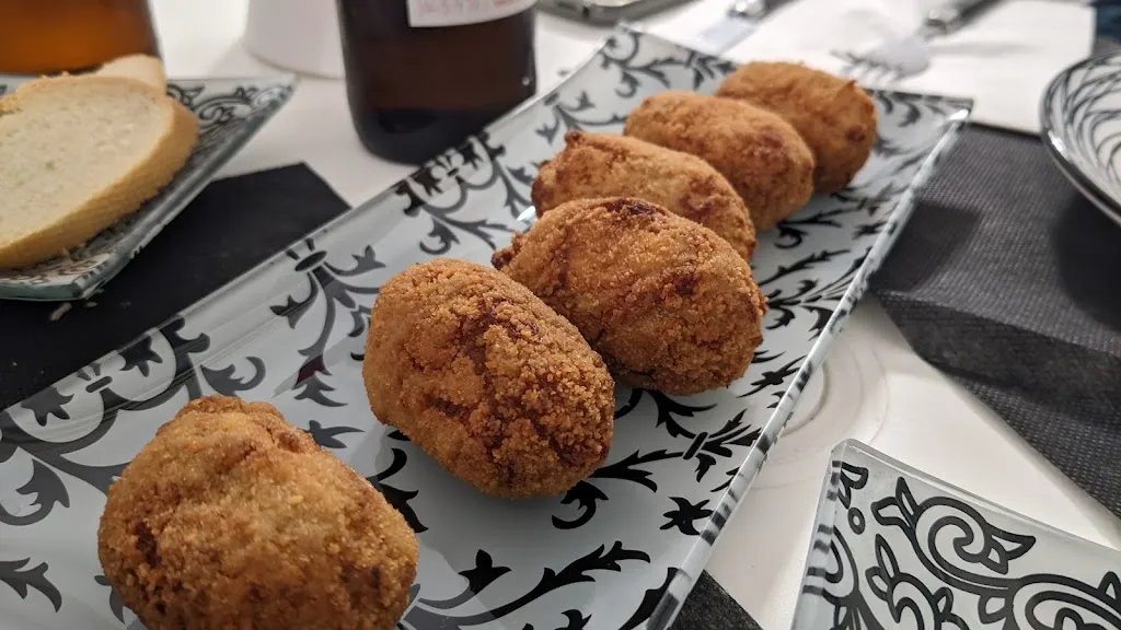 CAFÉ ROSA Your Best Service._Coves de Vinromà les_slider_image_3