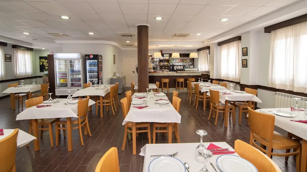 Hospederia Les Coves. Restaurante Sant Pau._Coves de Vinromà les_slider_image_1