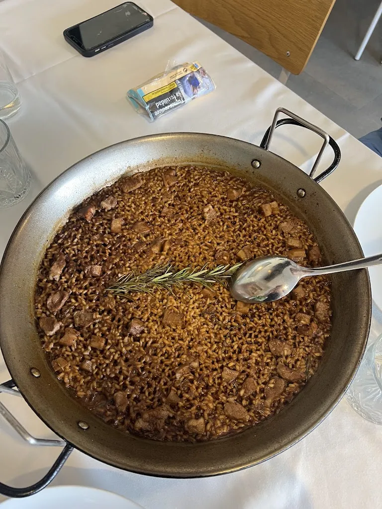 Gianmarco Duhamel_Ous & Caragols_Figueroles_recensione