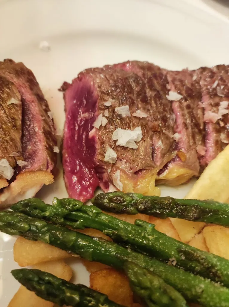 Daniela Elena Pop_Restaurante Asador La Reina_Fuente la Reina_review