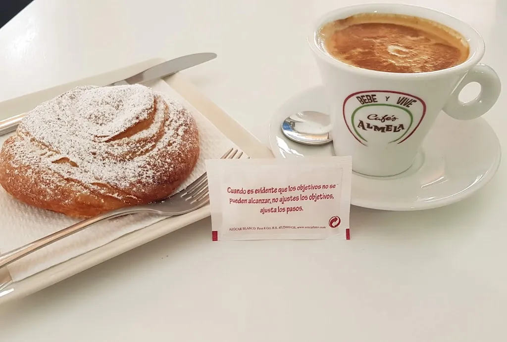 Alicia - Restaurante - Cafeteria - Heladeria_Chilches/Xilxes_slider_image_2