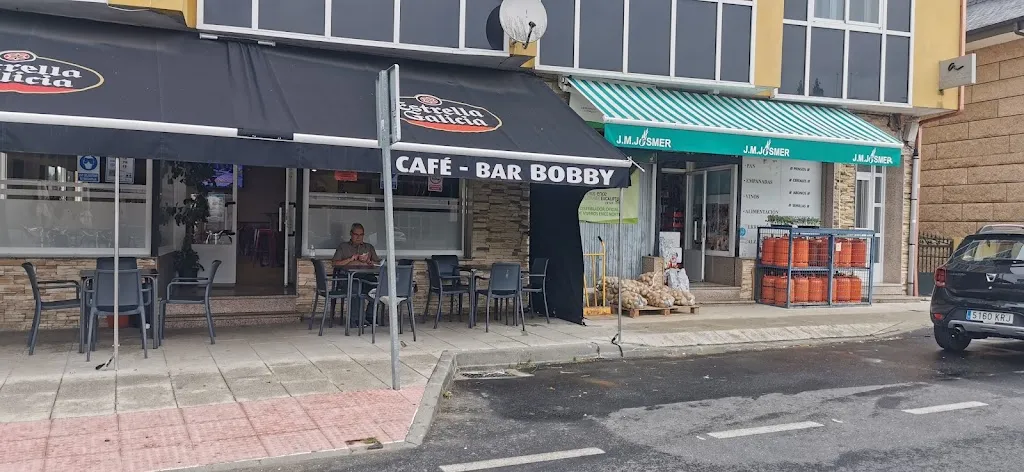 Café Bar Bobby restaurant in Boimorto