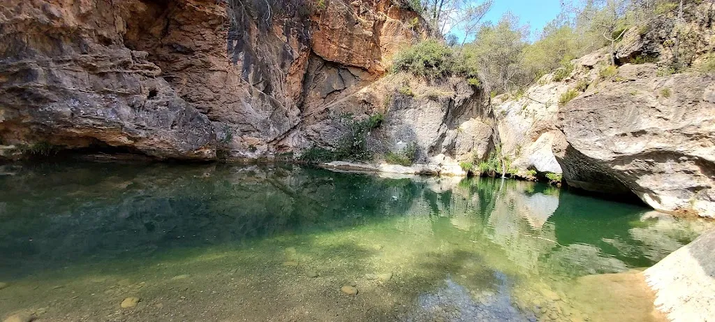 Pozo Negro_Fuentes de Ayódar_slider_image_3