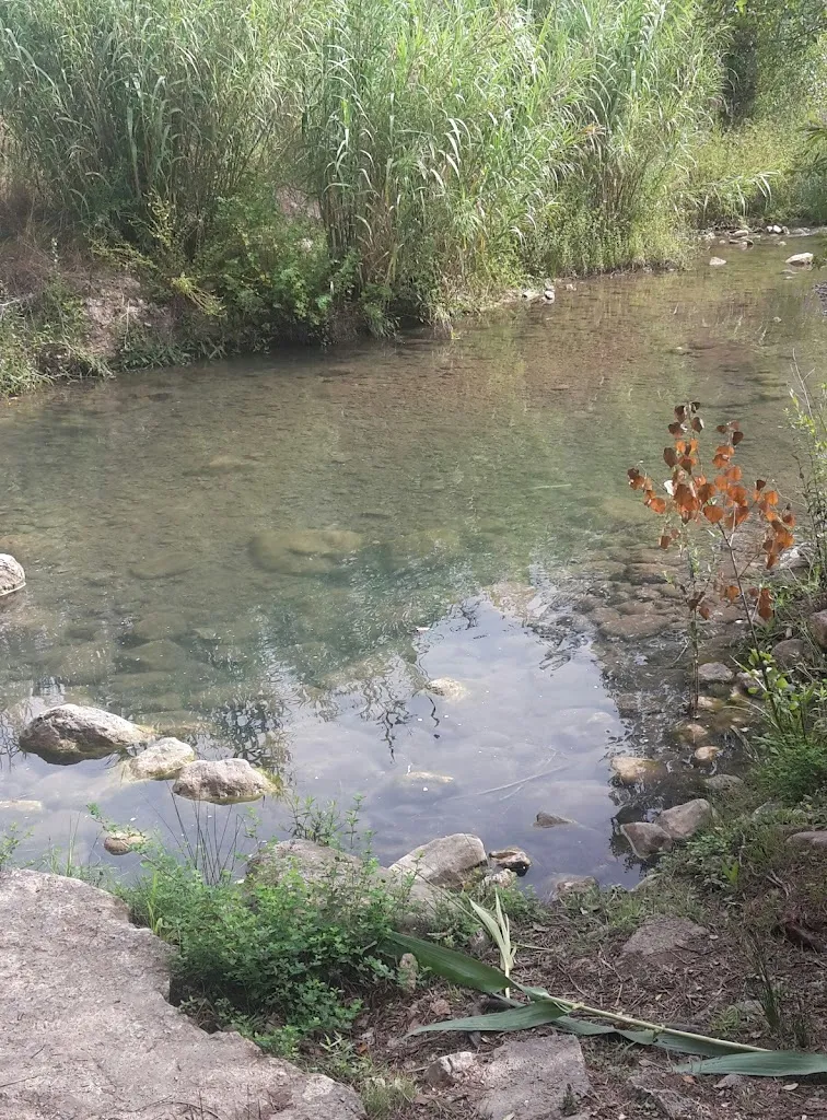 Enrique Bosch_Merendero de Ayodar_Fuentes de Ayódar_review