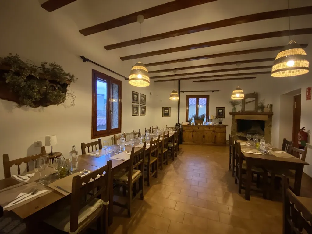 Mesón La Lonja restaurant in Herbés