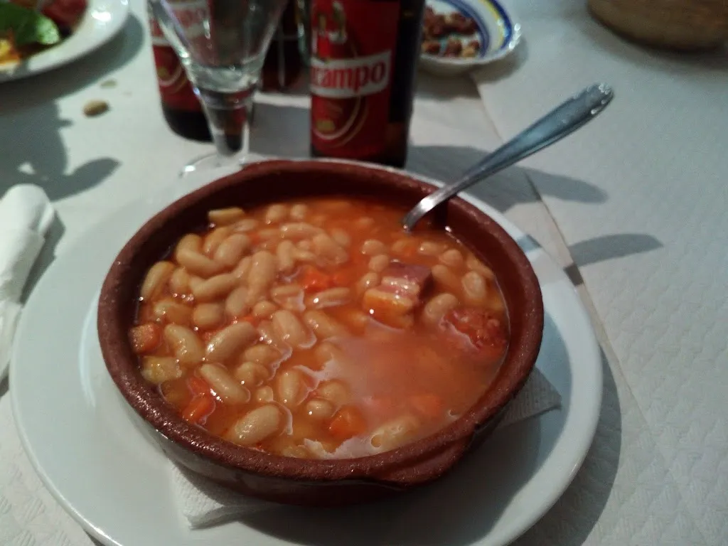 BAR LA PARRA._Letur_slider_image_3