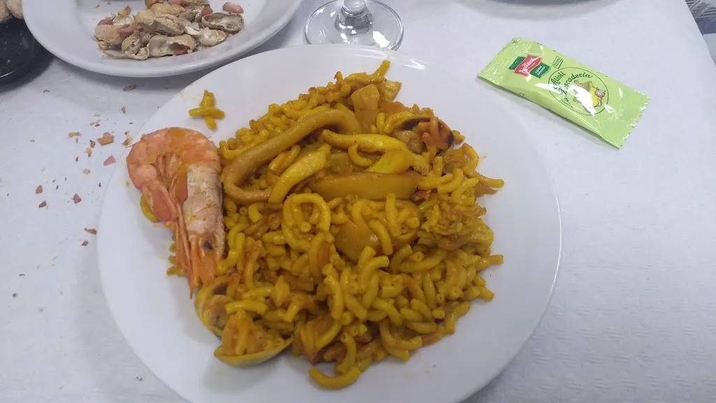 Marcel Garriga_Café Bar Rincón de Cari._Mahora_review