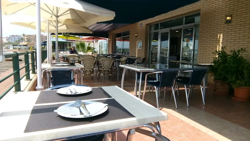 Catamaran restaurant in Benicarló