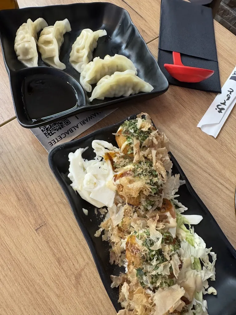 Karen Pereira_Restaurante Himawari Ramen Albacete_Mahora_avis