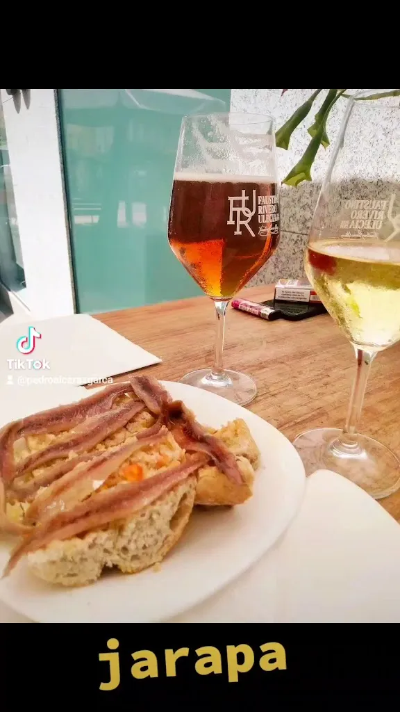 La Taberna de la Caracola_Benicarló_slider_image_2