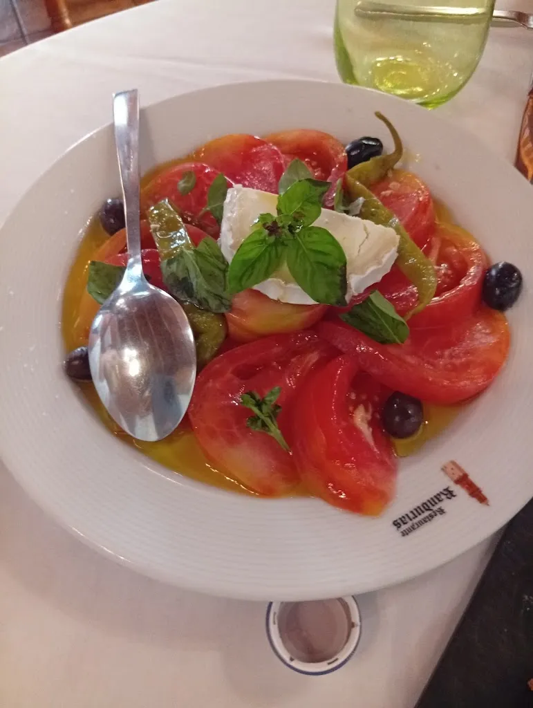 Sergio Mateo mira_Randurías Restaurante_Jérica_recensione