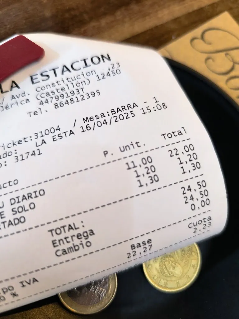 Pili Rubio Barra_la estacion_Jérica_review