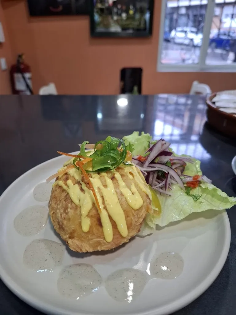 La Marea Perú_Llosa la_slider_image_3