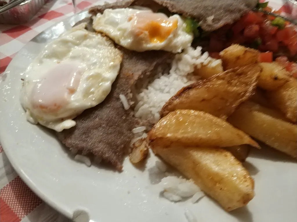 C. _Tienda_Llosa la_review