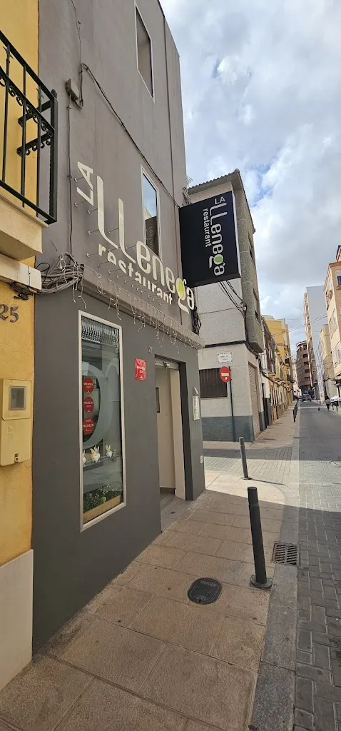 LEORIANYS IBARRA_La Llenega_Castellón de la Plana/Castelló de la Plana_review