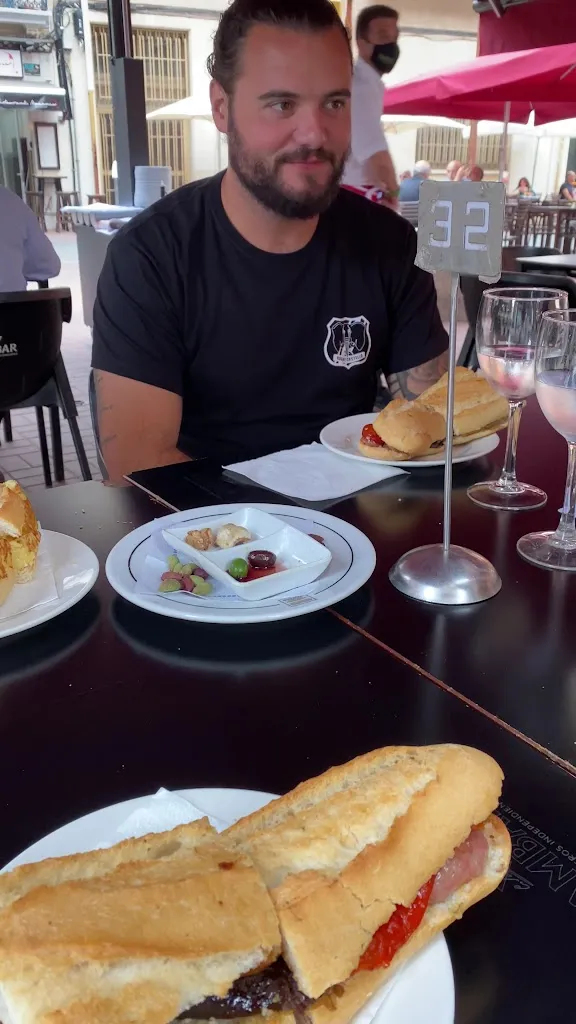 Restaurante Eleazar - Grupo Meson Navarro_Castellón de la Plana/Castelló de la Plana_slider_image_2