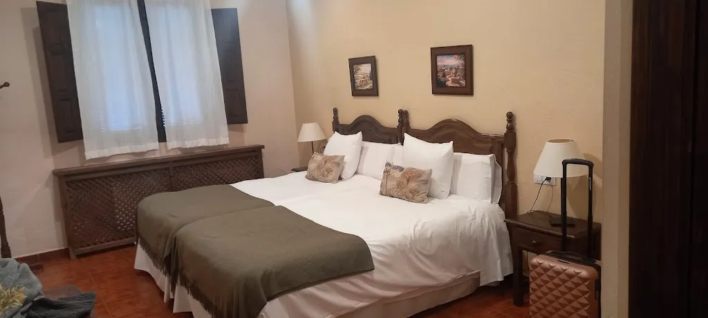 Posada Maruja_Liétor_slider_image_3