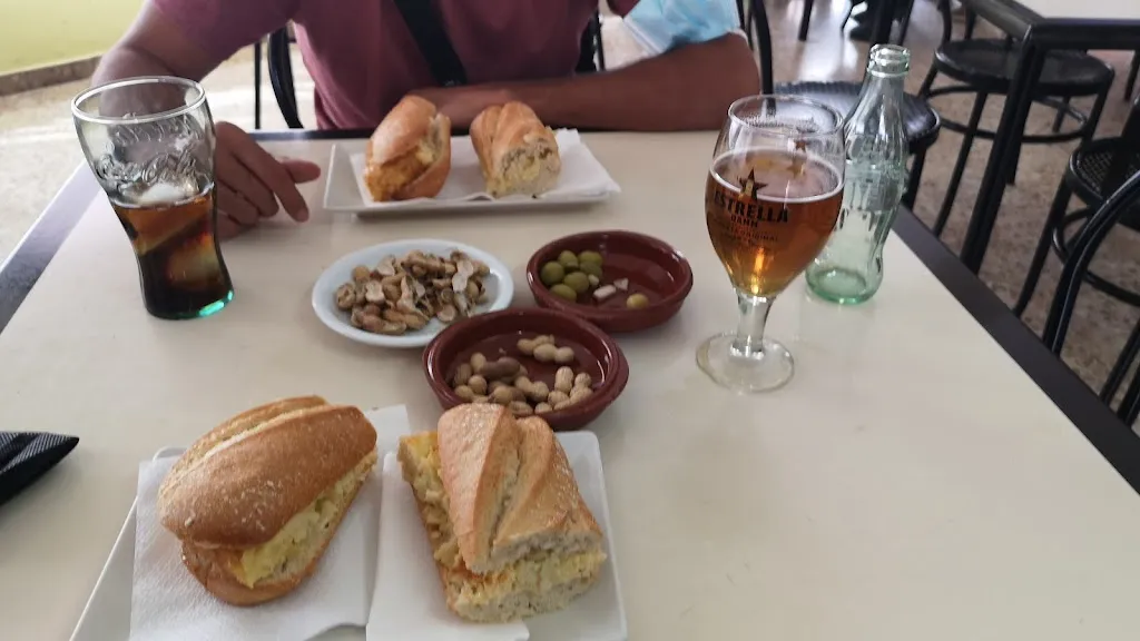 Menu_Bar Faustino_Olocau del Rey_image_5