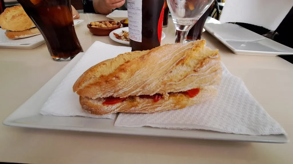 Menu_Bar Faustino_Olocau del Rey_image_7