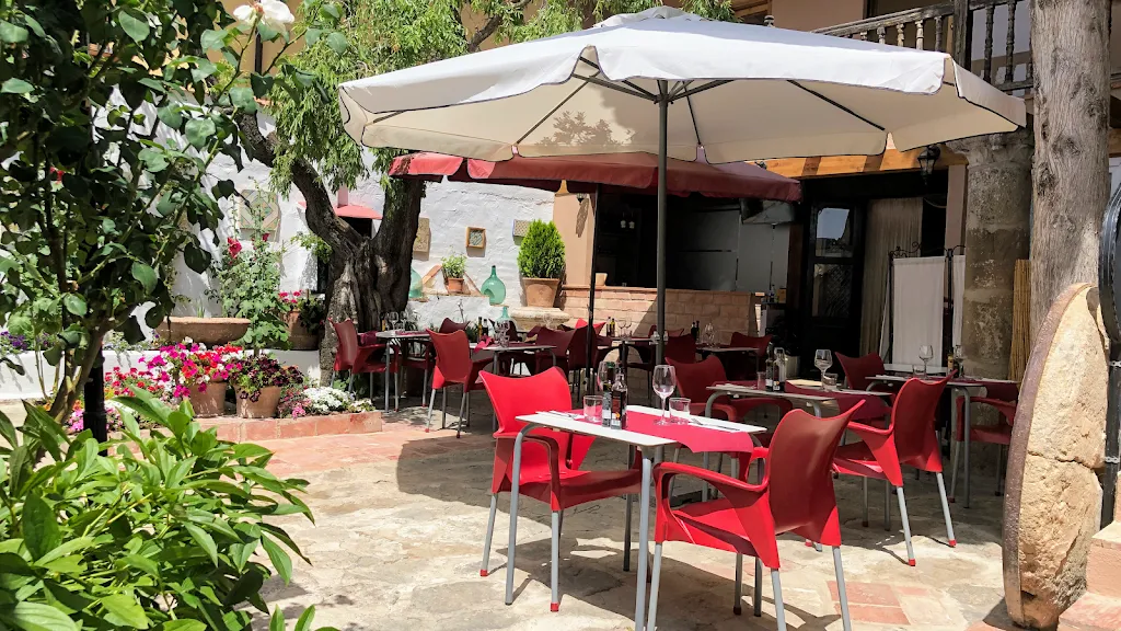 Marquès de Cruïlles_Morella_slider_image_1