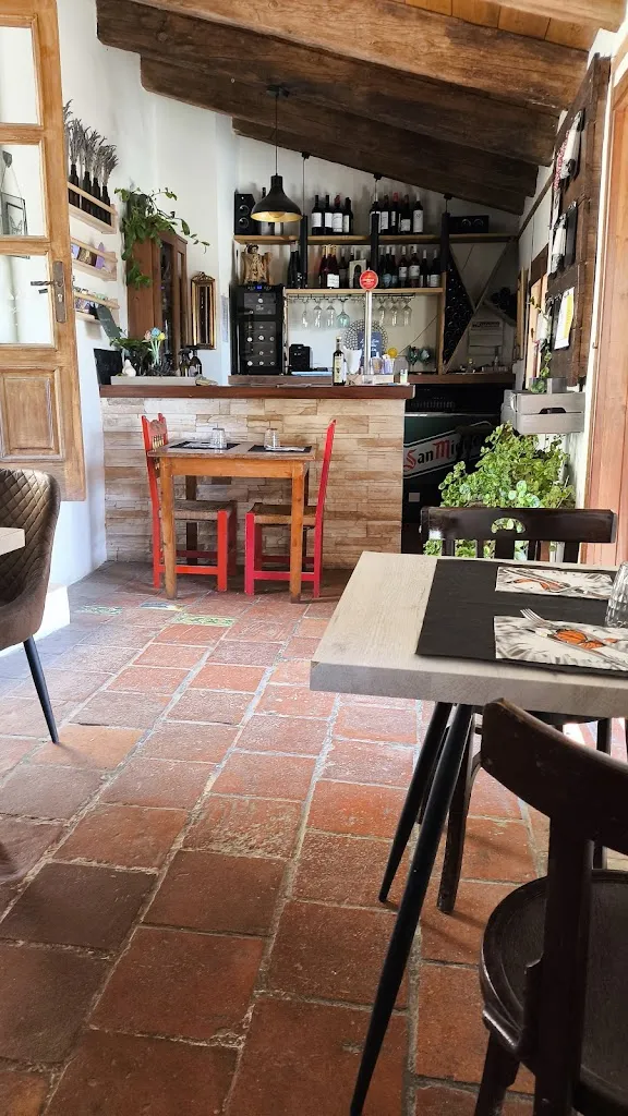 Marquès de Cruïlles_Morella_slider_image_3