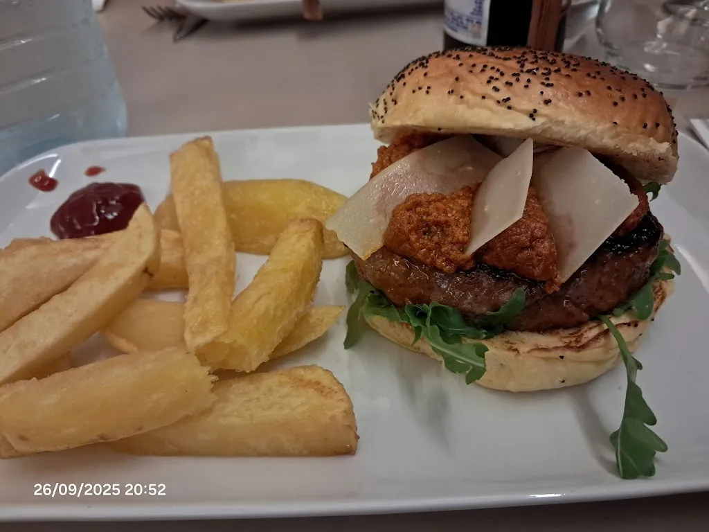 Gastro Bar Sastrería_Morella_slider_image_3