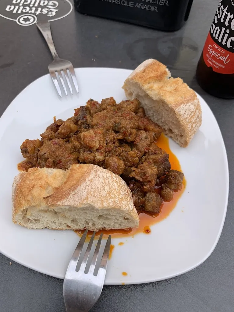 Paula Montes Sanz_Bar El Trinquete_Pavías_review