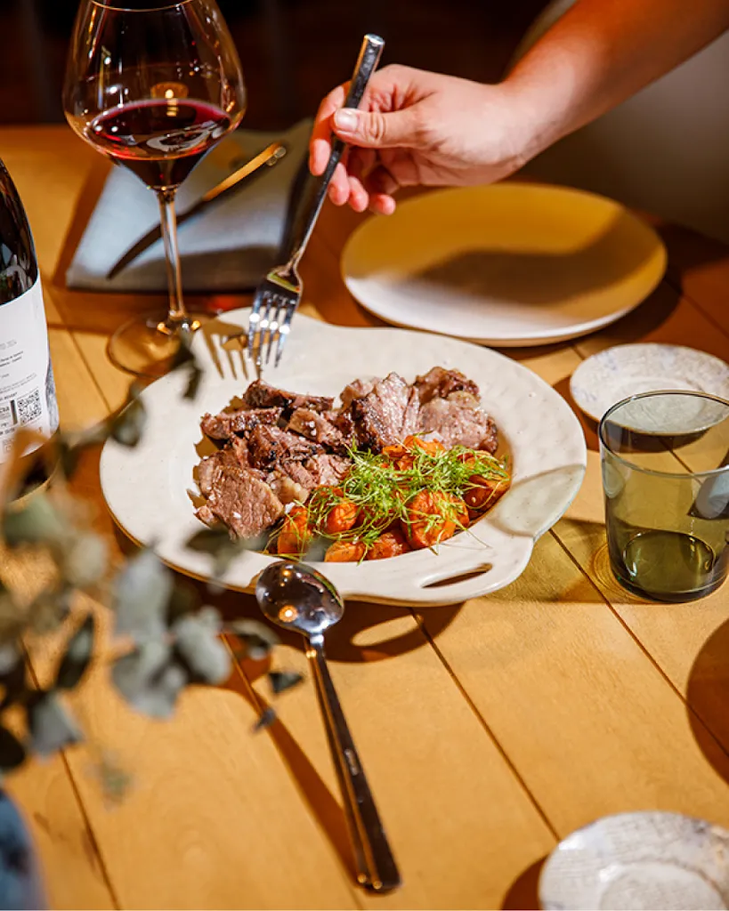 Propi Restaurant_Onda_slider_image_3