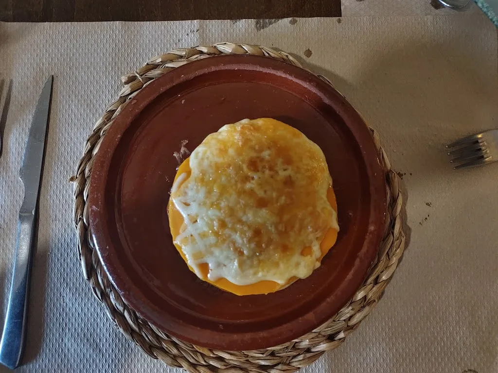 Neil Lewis_El Delantal Verde_Onda_review