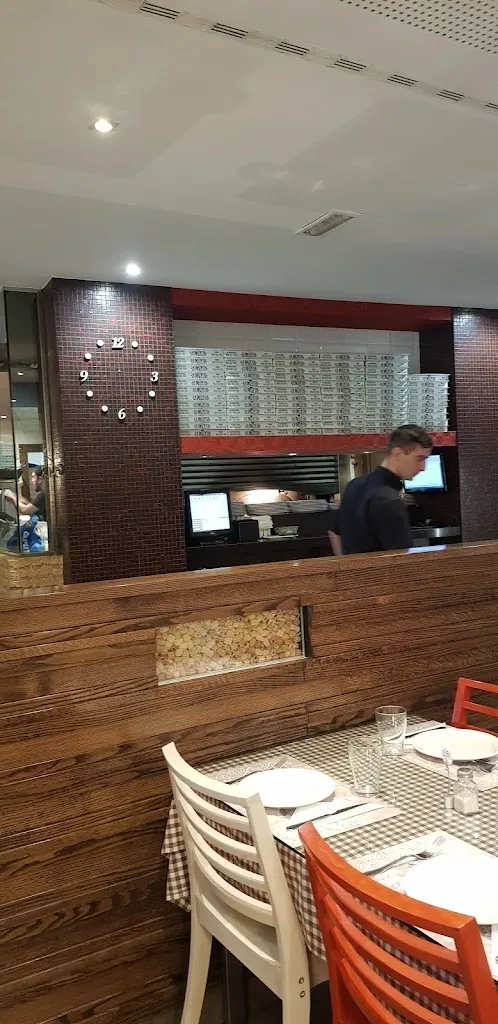 Ravi Kumar Chitrapu_La Piazza Onda_Onda_review