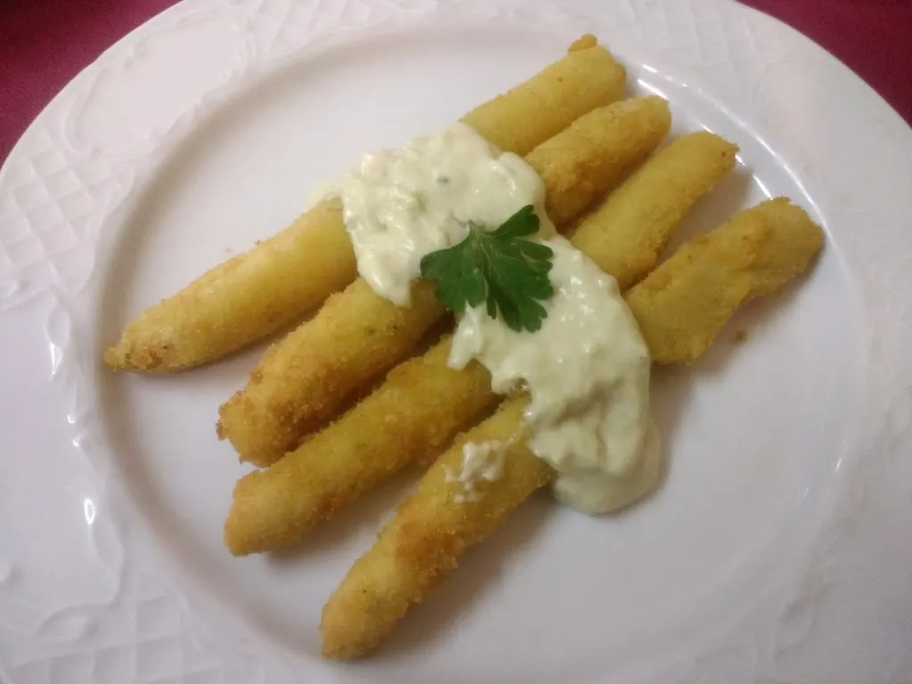 Santiago Vicent_El Mesón_Onda_recensione