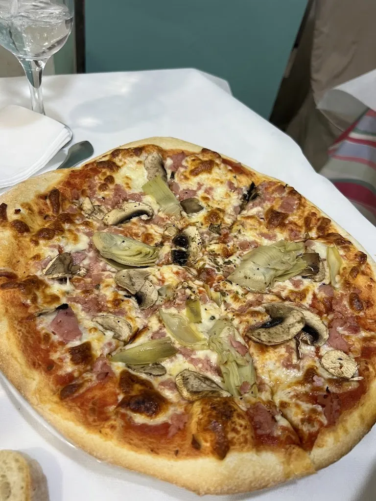 Restaurante Pizzeria La Fontana_Fuente-Álamo_slider_image_3