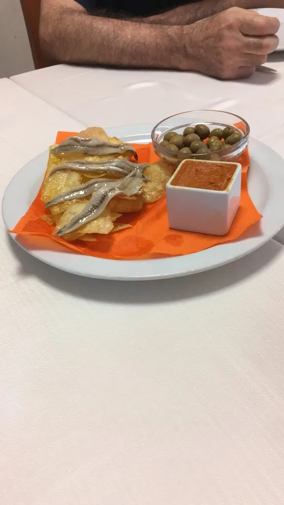 Alberto Zamora Herranz_Palmito Restauracion_Onda_review