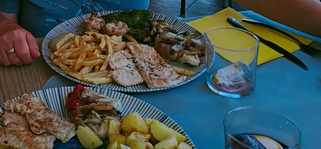 Toñi Yera_Restaurante El Sentidet_Onda_recensione