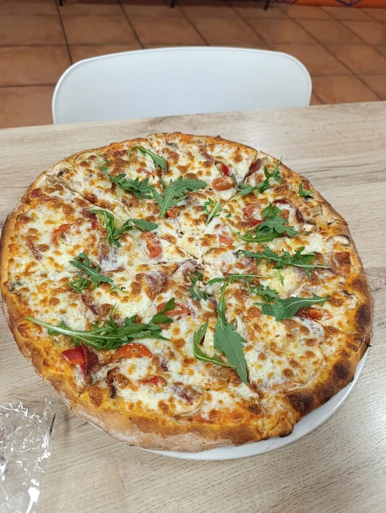 Pizzeria Nina_Onda_slider_image_3