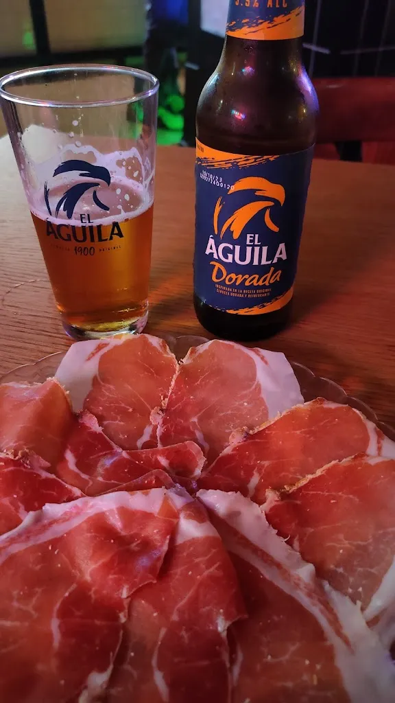 Paloma Rodriguez Gimeno_La Oveja Negra_Onda_recensione