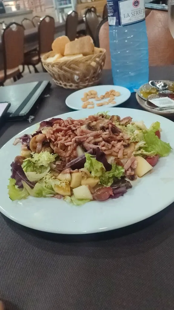 Alejandro Samblas Maqueda_Restaurante Gallego_Onda_review