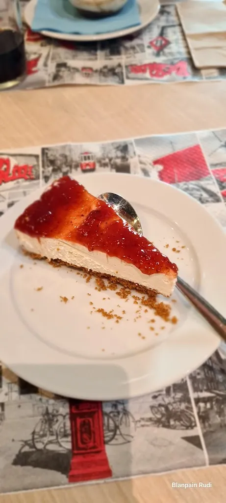 Menü_Restaurante-cafetería Comienza la Leyenda_Fuente-Álamo_Bild_2