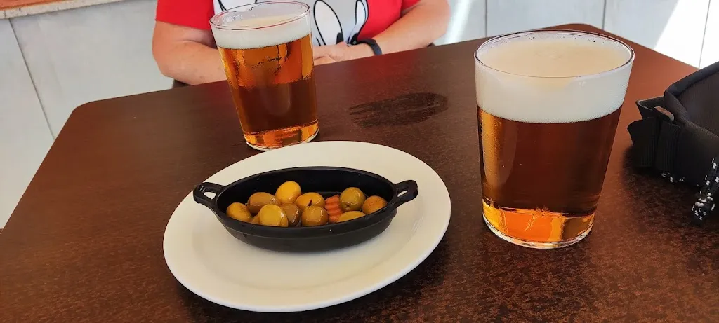 Menü_Restaurante-cafetería Comienza la Leyenda_Fuente-Álamo_Bild_8