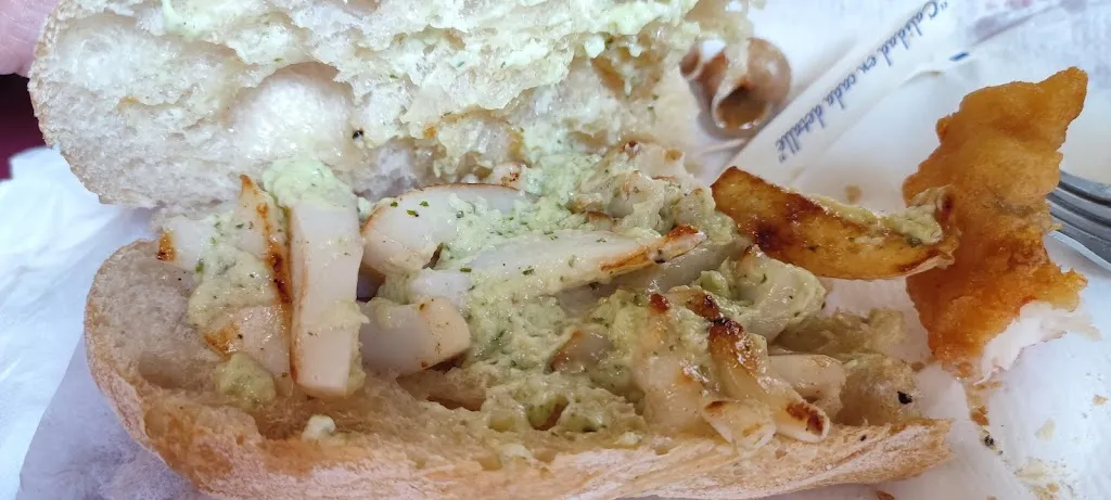 Alfonso Mangriñán_Bar Caja Rural_Nules_review