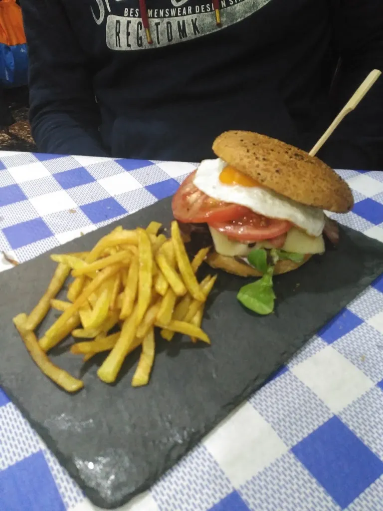 Vanessa Pérez Cardona_Bar Miralles_Nules_review