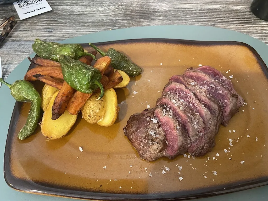 Ann Secular_Brutal Wine Restaurant_Fuente-Álamo_review