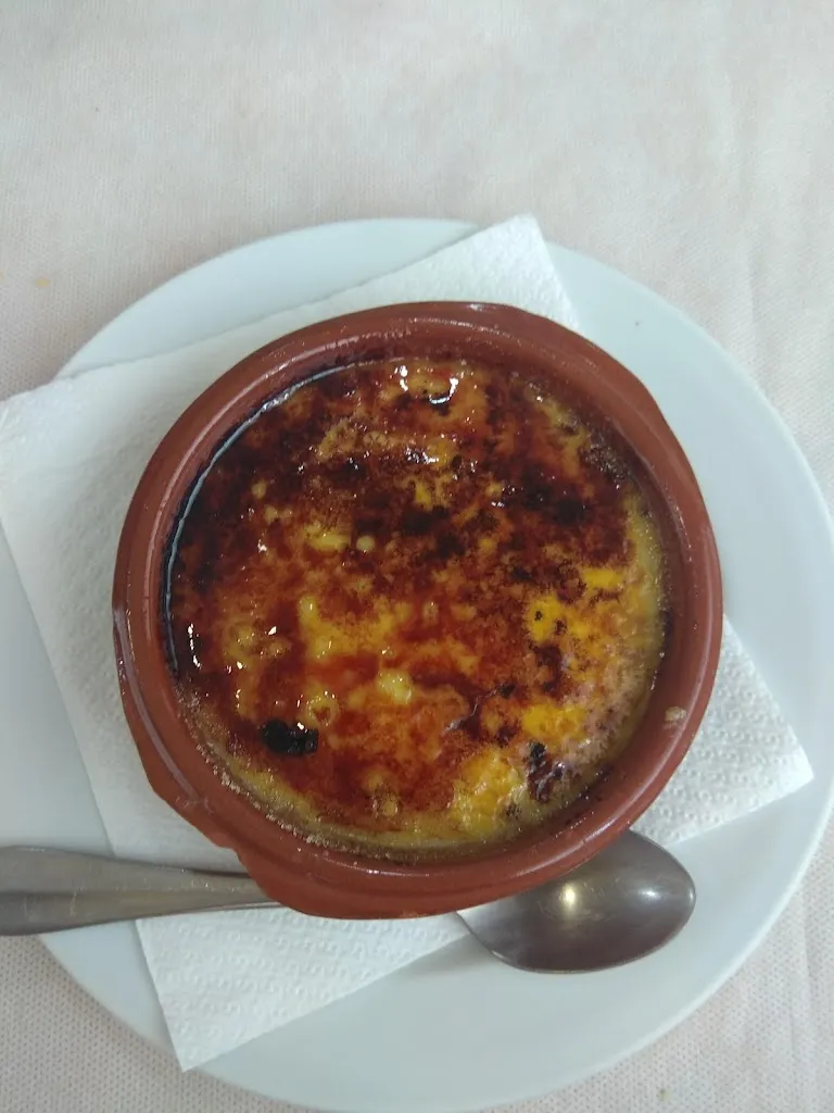 Heidy Robles_Pebre Negre_Nules_review