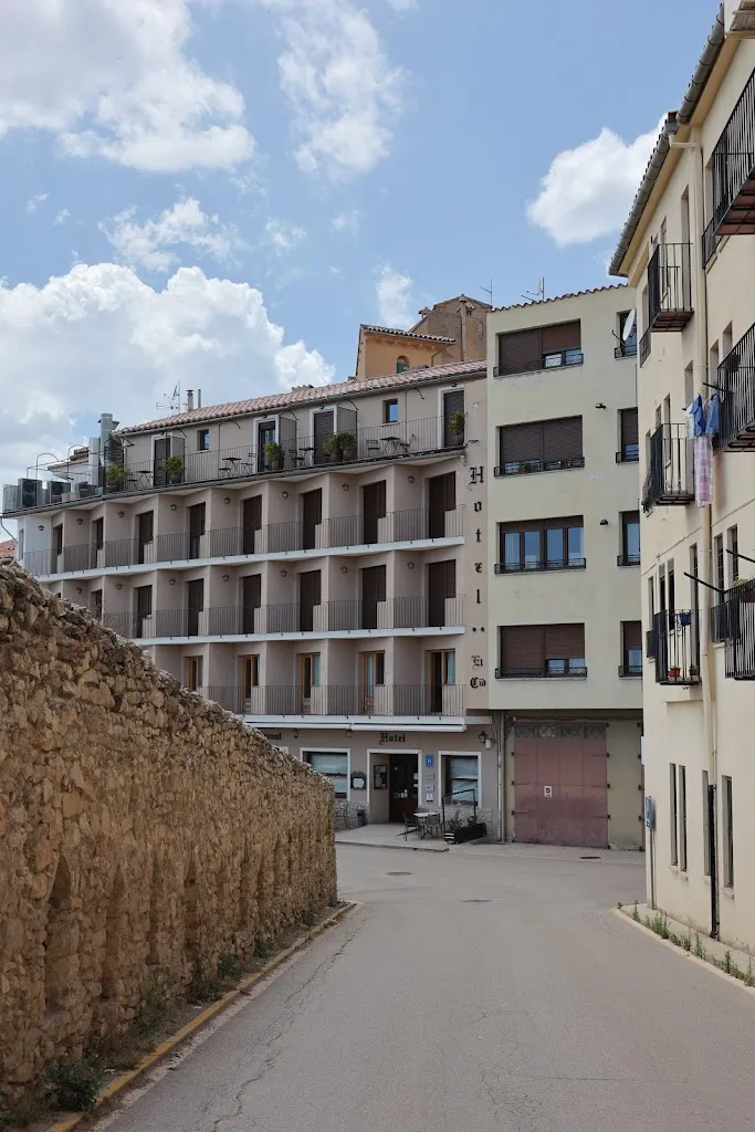 Damian Riley_Hotel el Cid_Portell de Morella_review