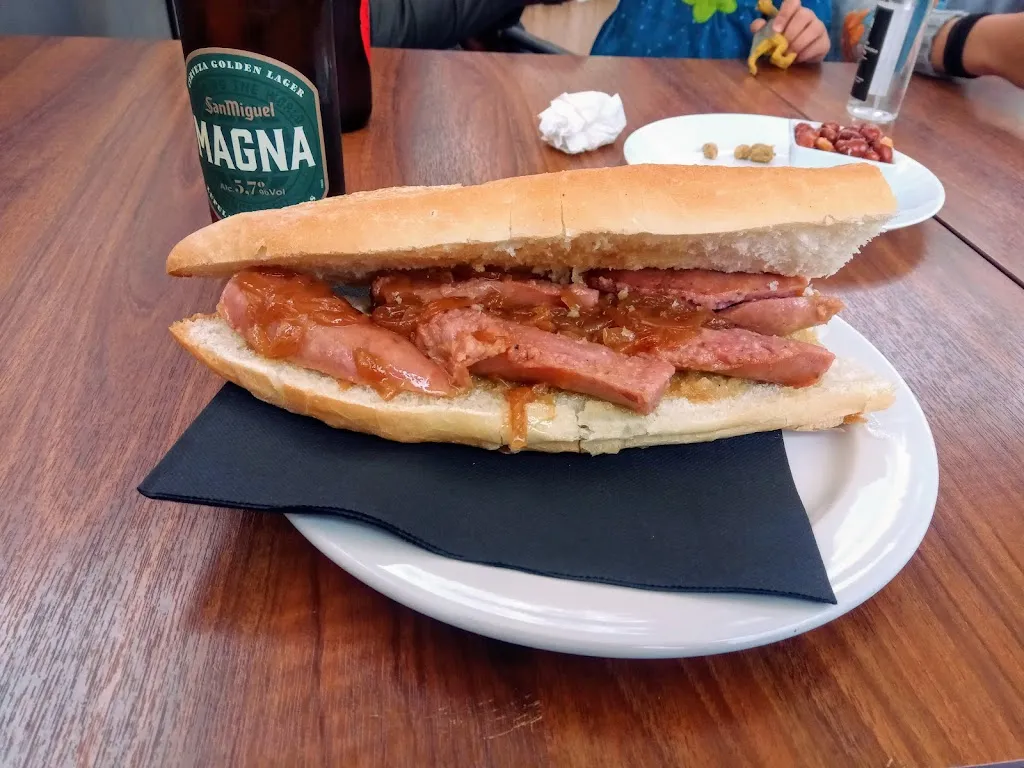 Largo Esteban_Bar Raval_Pobla Tornesa la_review