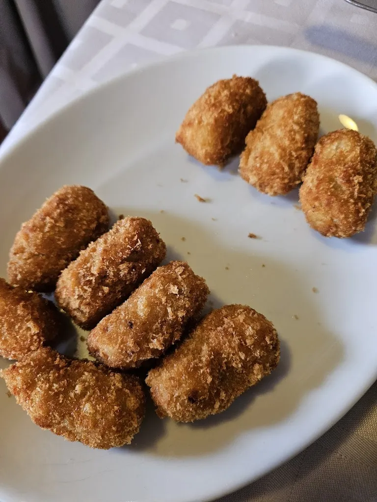 Katie- Siffert Kakhnovets_Bodegas Rosell_Rossell_review