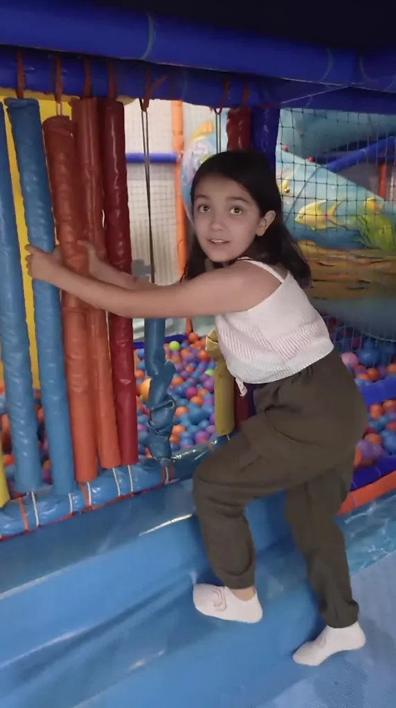 Salva CC_La mar de bolas_Moncofa_review