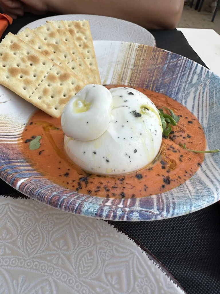 Ana María Diez_Amaretto_Moncofa_review